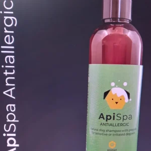 ApiSpa Antiallergic organski šampon za pse s osjetljivom kožom i alergijama